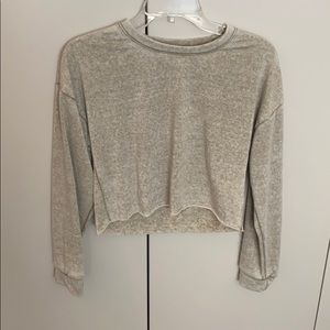 Forever 21 cropped light long sleeve